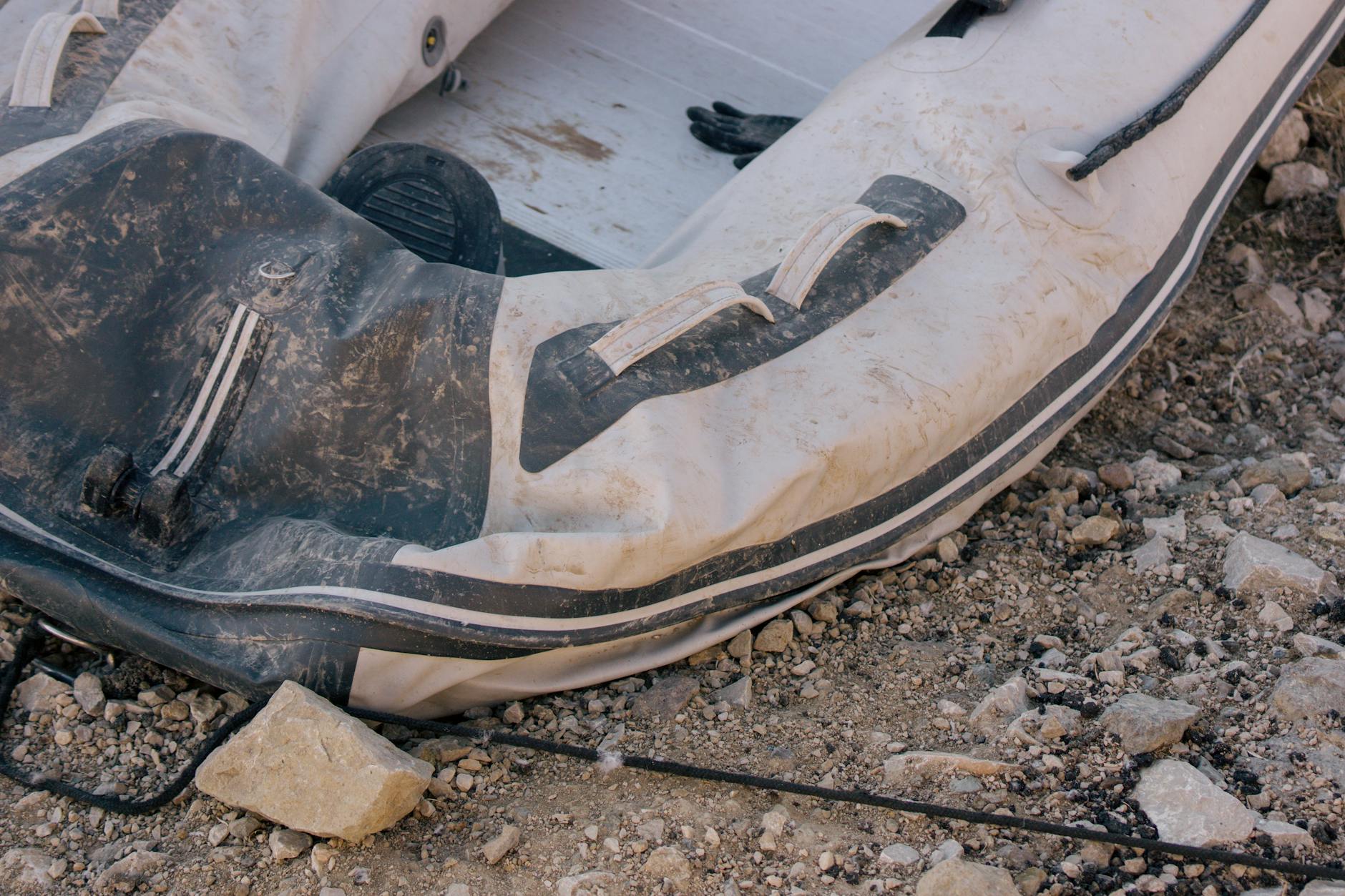 Jasa Service Inflatable Liferaff Solas